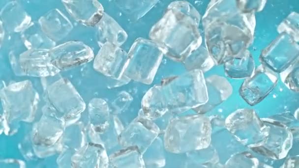 Super Slow Motion Shot Ice Cubes Explosion Kierunku Kamery Prędkością — Wideo stockowe