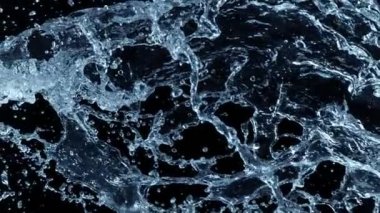 Super Slow Motion shot of Water Splash 2000 fps 'te Kara Arkaplanda izole edildi. 4K 'da Yüksek Hız Sinema Kamerası ile çekildi.