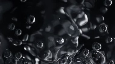 Süper Yavaş Çekim Makro Çekim Çeşitli Kabarcık Arkaplanı, 1000fps. Yüksek hızlı sinema kamerasıyla çekildi, 4K.