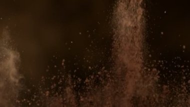 Yan Kakao Tozu Patlaması 'nın Süper Yavaş Çekimi, 1000fps' de. 4K 'de Yüksek Hız Sinema Kamerası ile çekildi..