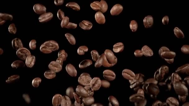 Super Slow Motion Makro Shot Flying Premium Coffee Beans Izolowane — Wideo stockowe