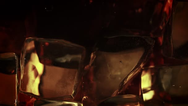 Super Slow Motion Shot Pouring Coffee Leachate Glass Ice Cubes — Stok Video