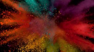 Siyah Arkaplanda Renk Tozu Patlamasının Süper Yavaş Çekimi, 300 fite. Yüksek hızlı sinema kamerasıyla çekildi, 4K.