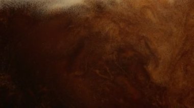 Süper Yavaş Hareket Detay Çekimi. Dönen Kahve Kreması, 1000fps 'te. Yüksek Hız Sinema Kamerası, 4k.