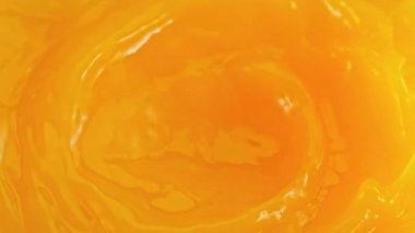 Süper Yavaş Hareket Detaylı Dalgalanan Taze Portakal Suyu. Yüksek Hız Sinema Kamerası, 4K.