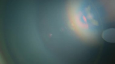 Kara Arkaplan 'da Gerçek Sinema Lens Yüklemesi. 1000fps Yavaş Çekimde. Yüksek Hız Sinema Kamerası, 4K.