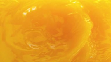 Süper Yavaş Hareket Detaylı Dalgalanan Taze Portakal Suyu. Yüksek Hız Sinema Kamerası, 4K.
