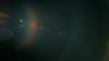 Kara Arkaplan 'da Gerçek Sinema Lens Yüklemesi. 1000fps Yavaş Çekimde. Yüksek Hız Sinema Kamerası, 4K.