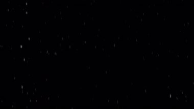 Super Slow Motion Real Rain Drops Kara Arkaplana Düşüyor, 1000fps Overlay Video. Yüksek Hız Sinema Kamerası, 4k.