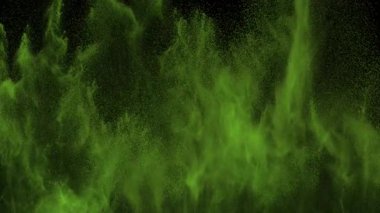 Matcha Powder 'ın Süper Yavaş Çekimi Kara Arkaplan' da izole edildi. Yüksek Hız Sinema Kamerası, 4K.