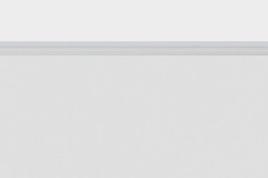 Tavanın altında beyaz bir duvarın boş bir parçası, kalıp veya tavan filetosu ve tavan arkaplanının bir kısmı.