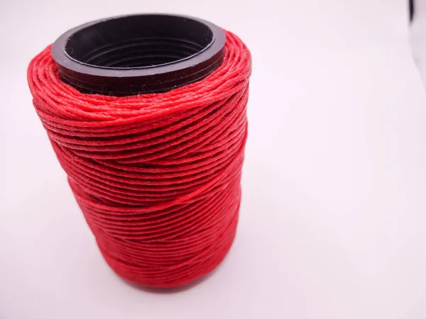 Hilo Rojo Sobre Fondo Blanco Tira Cuerda Roja Herramientas Diseñador — Foto de Stock