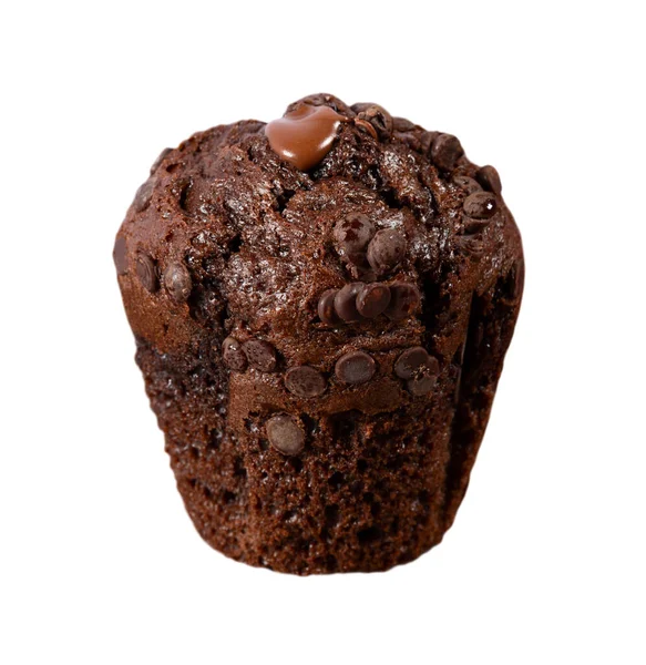 Queque Chocolate Duplo Com Chips Chocolate Isolados Fundo Branco — Fotografia de Stock