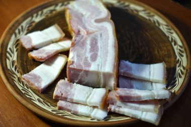 Bir parça pastırma ve birkaç parça pastırma..