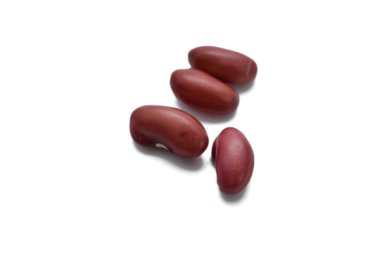 Beyaz arkaplanda kırmızı fasulye taneleri var..