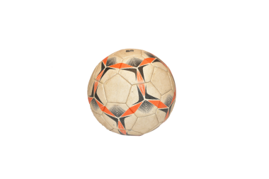 Shevchenkove. Kiev bölgesi. Ukrayna. 01 numara. 29 yaşında. 2025 yılı. Beyaz arka planda deri futbol topu.