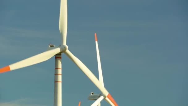 Norveç Oslo 2022 Rüzgar Çiftliği Çevre Dostu Alternatif Enerji Kaynakları — Stok video