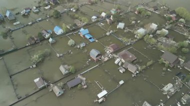Küresel ısınma, gezegendeki seller. Kıyamet, felaketler, fırtınalar ve yıkım. Doğal afetler, iklim değişikliği, doğanın ayaklanması.