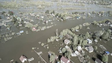 Seller, kasırgalar, küresel ısınma. İklim değişikliği, doğal afetler doğanın tsunamisi. Kıyamet, felaketler. Fırtınalar ve yıkım.