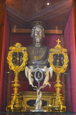 Pisa, İtalya 04.27.2018: Kamposanto Anıtı, Toskana 'nın Pisa kentindeki Mucizeler Meydanı' ndaki antik mezarlık ve anıt mezar