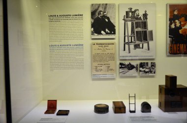 Frankfurt am Main, Almanya 08.25.2018: Deutsche Film Müzesi 'ne (Alman Film Müzesi) yakın çekim)