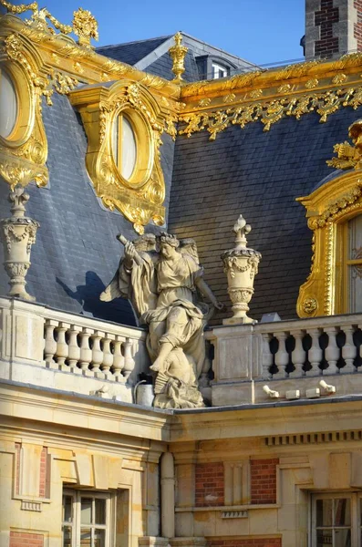 Paris França 2017 Fragmentos Arquitetônicos Famoso Palácio Versalhes — Fotografia de Stock