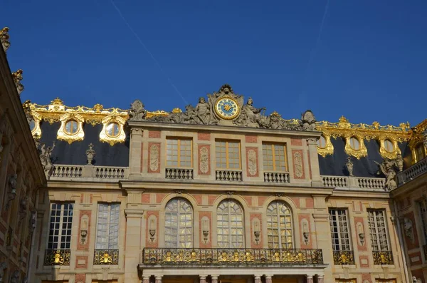 Париж Франция 2017 Архитектурные Фрагменты Знаменитого Версальского Дворца — стоковое фото