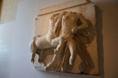 Paris, Fransa 03.25.2017: Paris 'in ünlü bir müzesinin içi