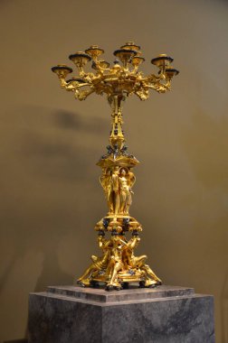 Paris, Fransa 03.25.2017: Paris 'in ünlü bir müzesinin içi