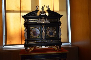 Paris, Fransa 03.25.2017: Paris 'in ünlü bir müzesinin içi