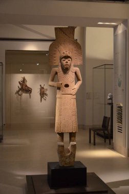 Paris, Fransa 03.25.2017: Paris 'in ünlü bir müzesinin içi