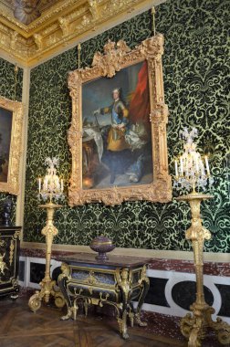 Versay, Fransa - 03.26.2017: Paris yakınlarındaki Versailles Şatosu (Versailles Sarayı)