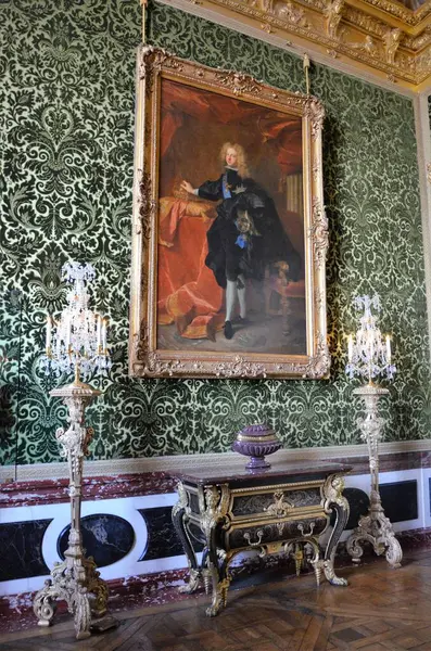 Versay, Fransa - 03.26.2017: Paris yakınlarındaki Versailles Şatosu (Versailles Sarayı)