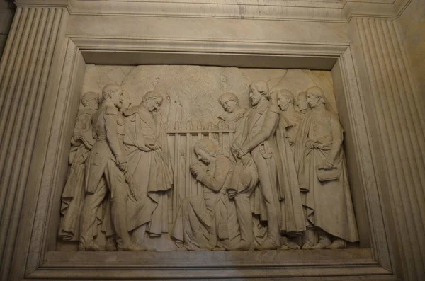 Paris, Fransa 03.22.2017: Napolyon 'un mezarının içinde bulunan Hotel national des Invalides (Invalids' in Ulusal Konutu)