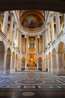 Versay, Fransa - 03.26.2017: Paris yakınlarındaki Versailles Şatosu (Versailles Sarayı)