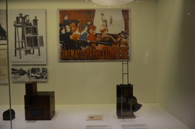 Frankfurt am Main, Almanya 08.25.2018: Deutsche Film Müzesi 'ne (Alman Film Müzesi) yakın çekim)