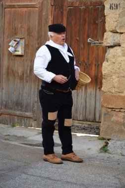 Villacidro, Sardunya 06.02.2019: Cherry 'nin geleneksel Sardunya kostümlü festivali