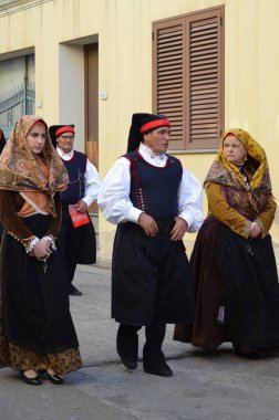 Villacidro, Sardunya 06.02.2019: Cherry 'nin geleneksel Sardunya kostümlü festivali