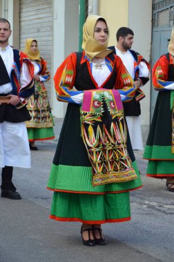 Villacidro, Sardunya 06.02.2019: Cherry 'nin geleneksel Sardunya kostümlü festivali