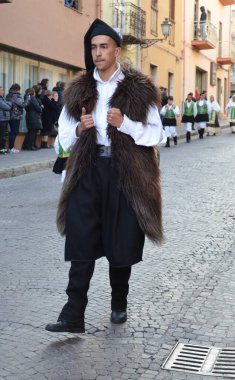 Sant 'Antioco, Sardinya 05.06.2019: Saint Antioco, Sardinya - 04.16.2018: Sant' Antioco dini geçit töreni