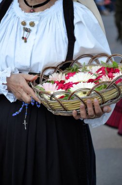 Villacidro, Sardunya 06.02.2019: Cherry 'nin geleneksel Sardunya kostümlü festivali