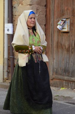 Villacidro, Sardunya 06.02.2019: Cherry 'nin geleneksel Sardunya kostümlü festivali