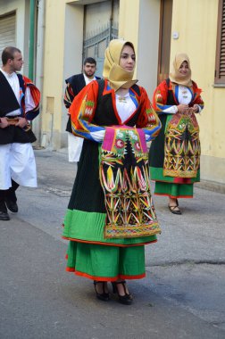 Villacidro, Sardunya 06.02.2019: Cherry 'nin geleneksel Sardunya kostümlü festivali