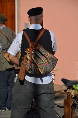 Villacidro, Sardunya 06.02.2019: Cherry 'nin geleneksel Sardunya kostümlü festivali