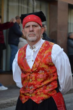 Sant 'Antioco, Sardinya 05.06.2019: Saint Antioco, Sardinya - 04.16.2018: Sant' Antioco dini geçit töreni