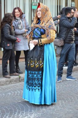 Sant 'Antioco, Sardinya 05.06.2019: Saint Antioco, Sardinya - 04.16.2018: Sant' Antioco dini geçit töreni