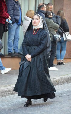 Sant 'Antioco, Sardinya 05.06.2019: Saint Antioco, Sardinya - 04.16.2018: Sant' Antioco dini geçit töreni