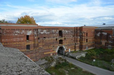 Nuremberg, Almanya 10.18.2019: Reich Kongresshalle (kongre salonu) ve Nuremberg 'deki eski Nazi parti miting sahaları belgelendirme merkezi