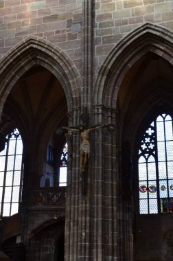 Nuremberg, Almanya 10.17.2019: Nuremberg, Bavyera, Almanya 'daki St. Lorenz Kilisesi