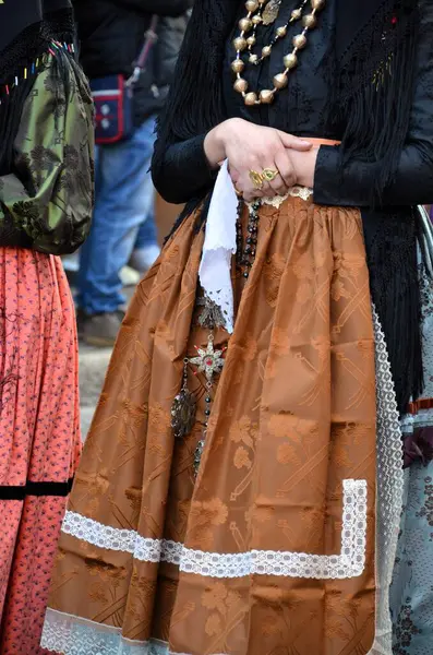 Sant 'Antioco, Sardinya 05.06.2019: Saint Antioco, Sardinya - 04.16.2018: Sant' Antioco dini geçit töreni